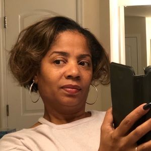 Meet your Posher, Tia